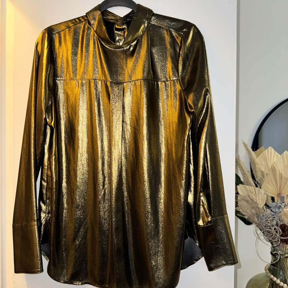BCBGMaxAzria Gold Metallic Blouse with slit in back